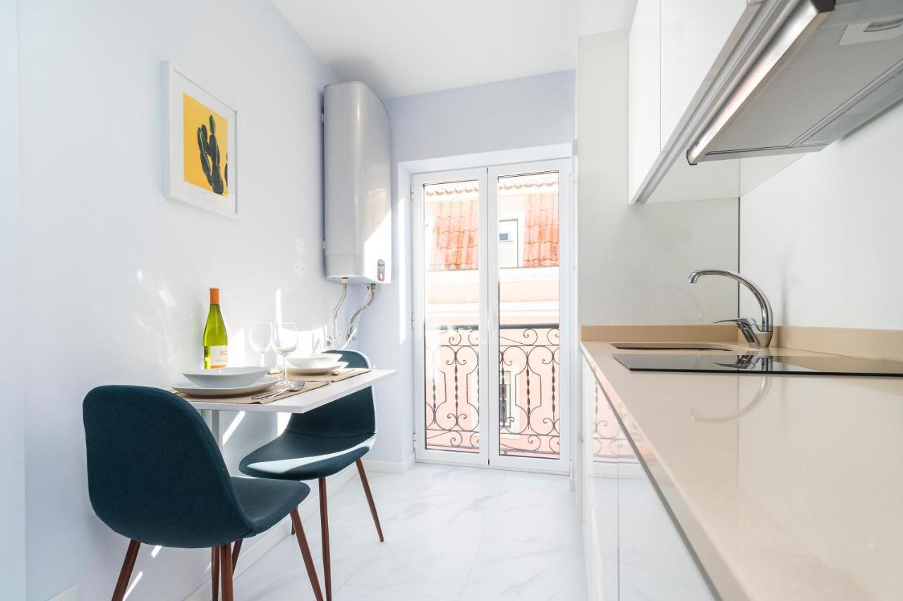 Apartment Perfect 1 Bed In Chiado With Aircon Lissabon
